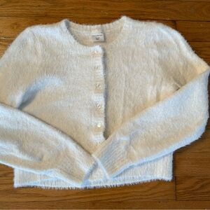 Girls Abercrombie kids Ivory Fuzzy Cardigan size 11/12